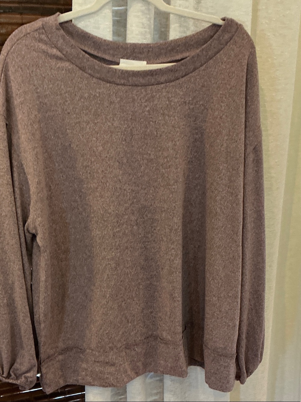 ANDREE BY UNIT Dusty Mauve Crewneck Pullover Sweater